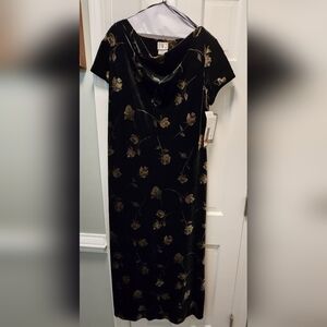 NWT Maxi Lord & Taylor DW3 David Warren Vintage Black Velvet Floral Dress Sz 16
